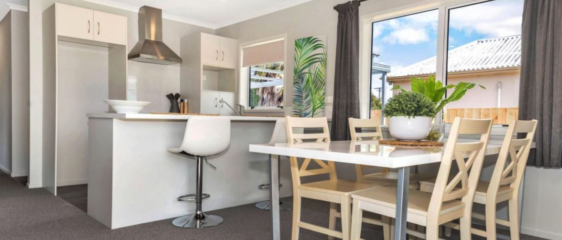 dining area - Ezyline Homes - New Zealand